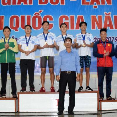 Huy Chuong Vang Tiep Suc 4x100 Tu Do Giai Boi Vo Dich Quoc Gia Nam 2019